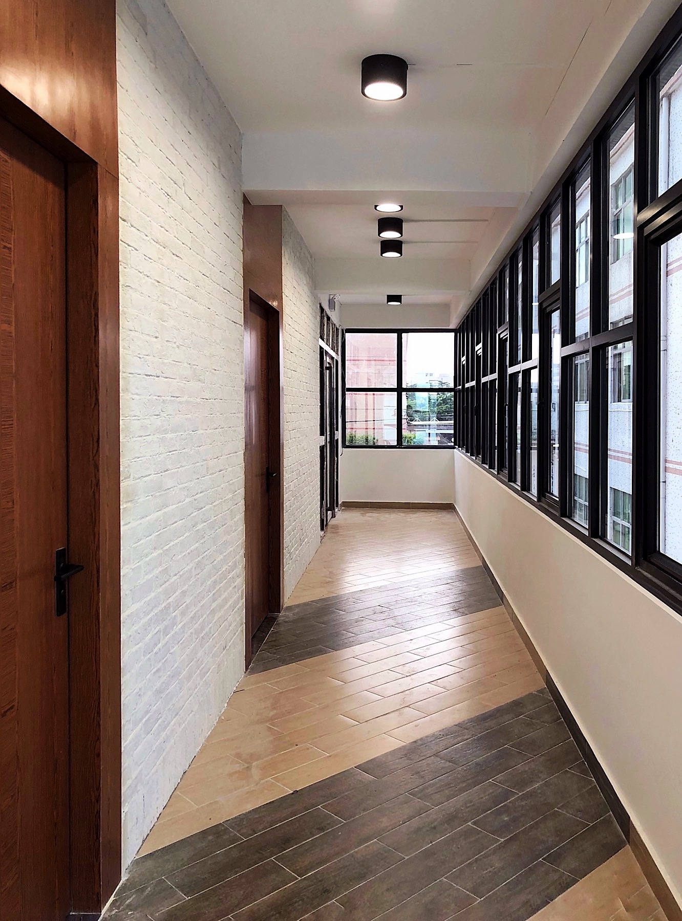 Grandway Office Renovation 2018 2nd Floor Boss Room Corridor 003