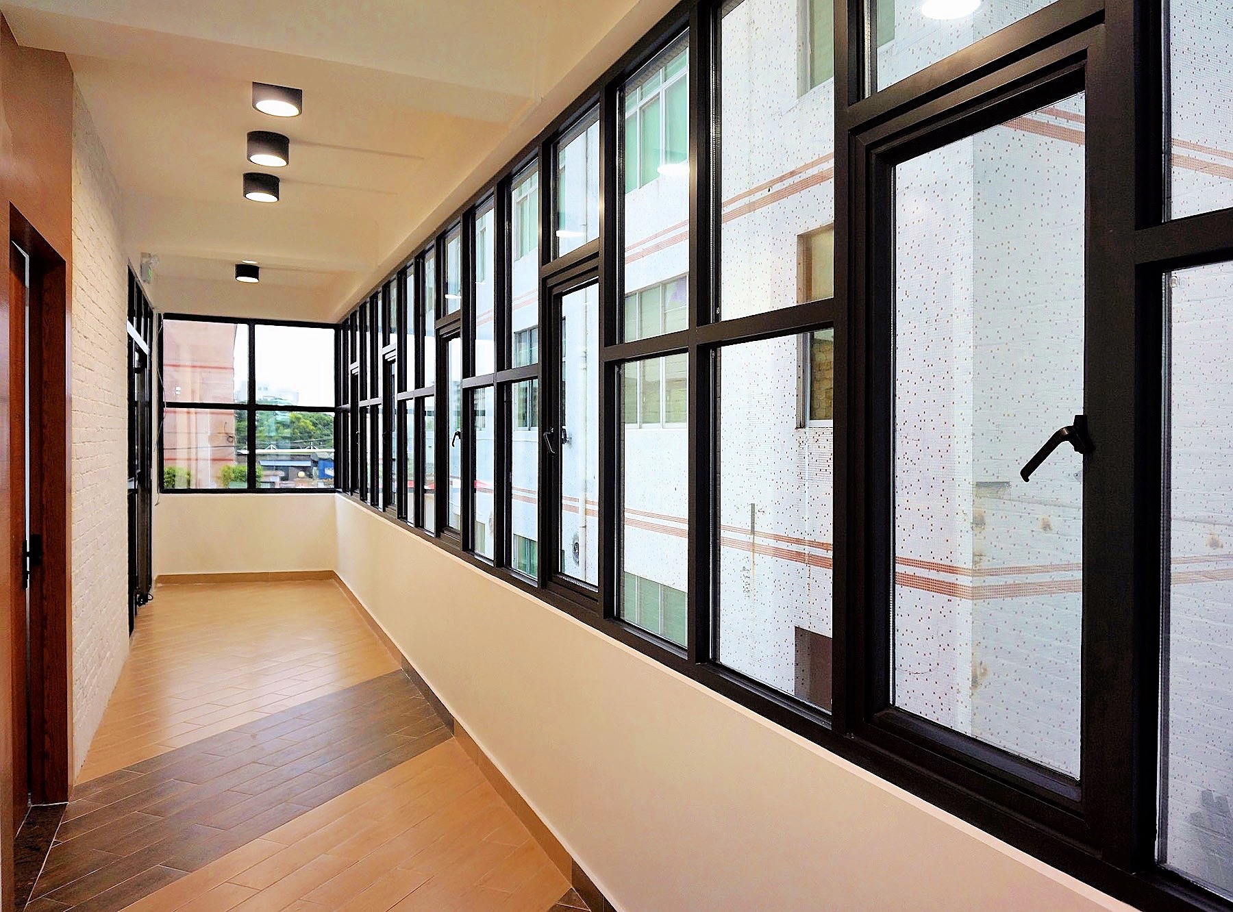 Grandway Office Renovation 2018 2nd Floor Boss Room Corridor 008