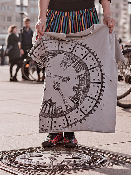 Raubdruckerin Street Printing Berlin Alexanderplatz 2