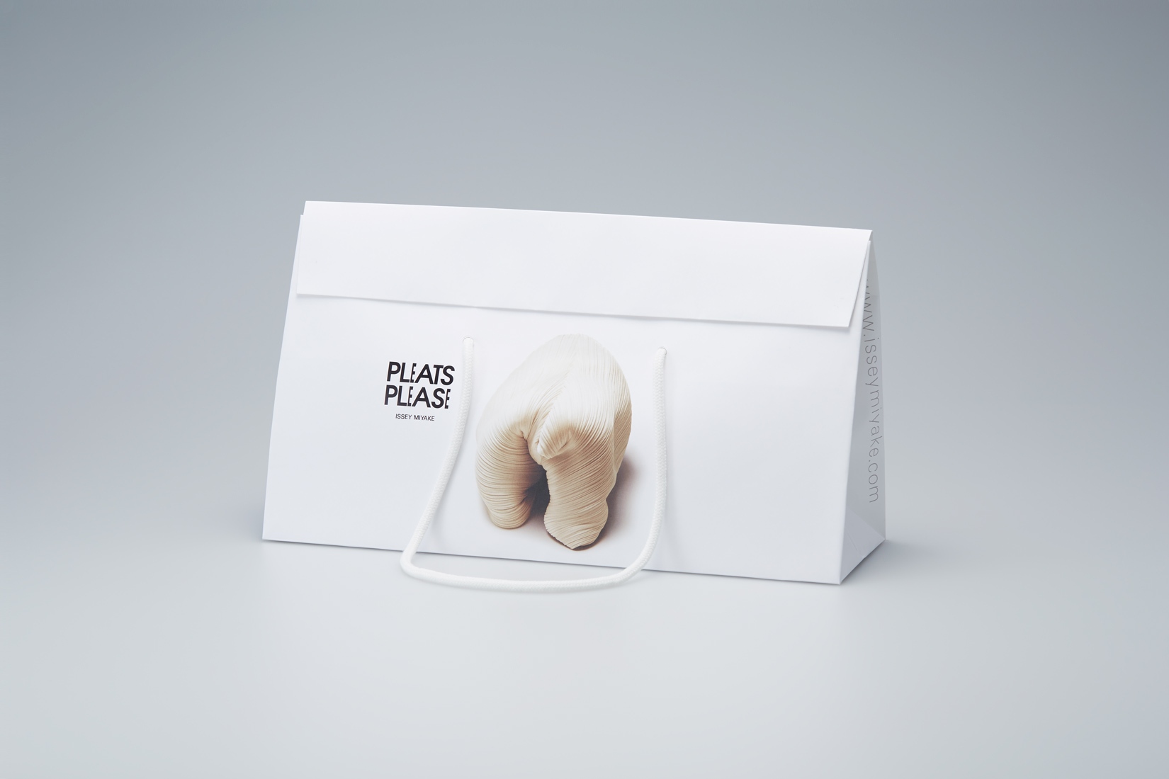 pleats-please-animals-2015-22